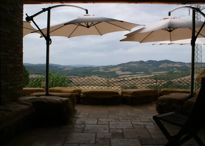 Le Canterie Фермерский дом *