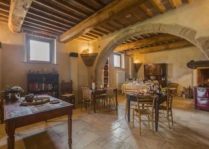 Le Canterie Фермерский дом *