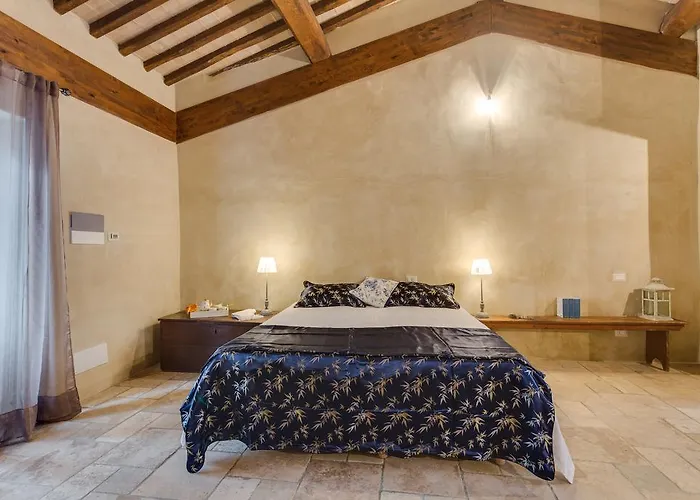 Le Canterie Фермерский дом