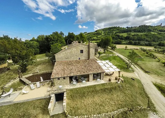 Фермерский дом Le Canterie